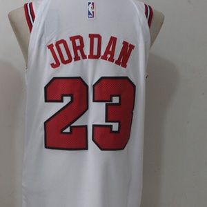 Meet your Posher, Nereida